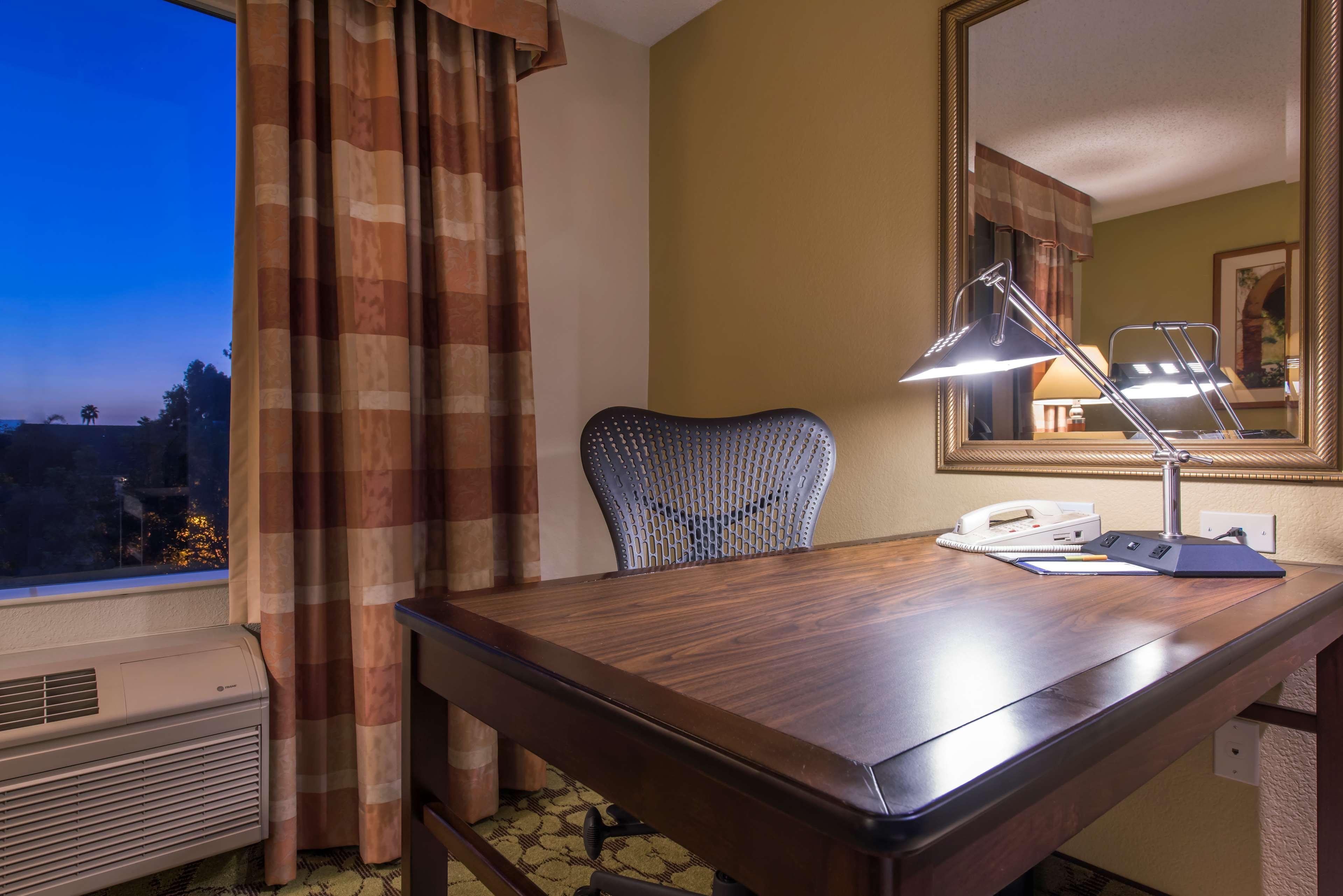 Hilton Garden Inn Arcadia/Pasadena Area Exteriér fotografie